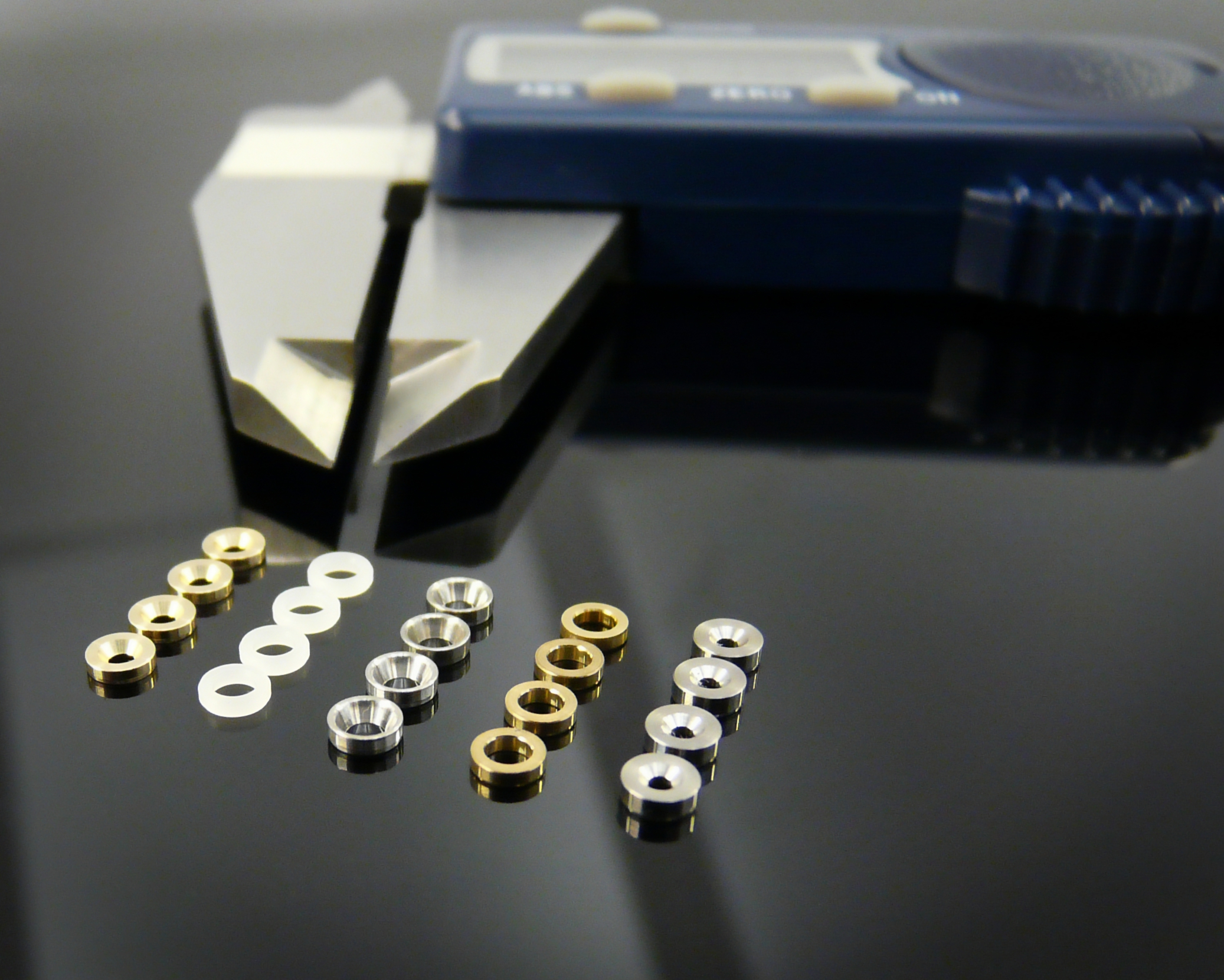 waterjet-orifice-retainering-materials Waterjet Orifice Retainering Materials